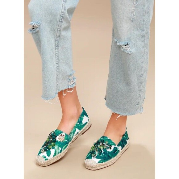 CHINESE Laundry Hayden Green Tropical Print Beaded Bug Espadrilles Shoes 9/40 - Picture 1 of 10